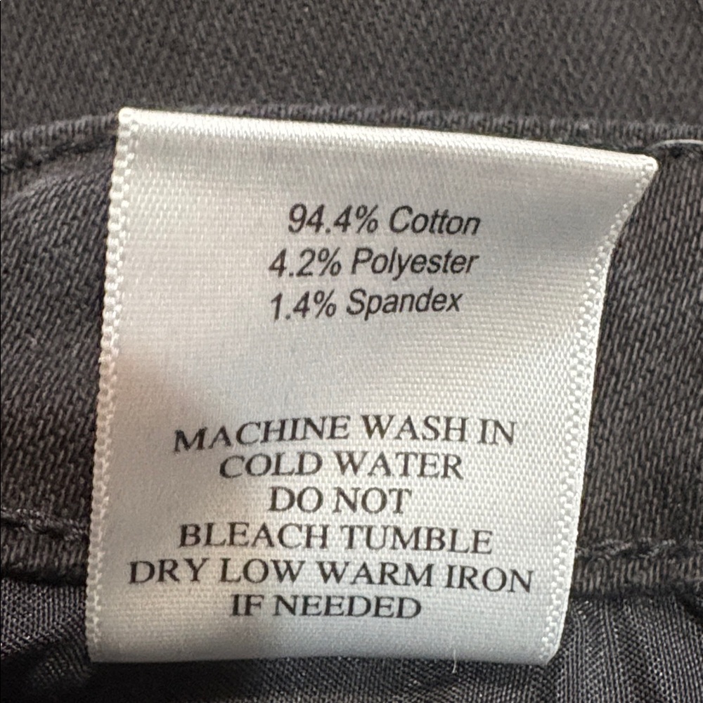 JUST USA Black High Rise Straight Leg Jeans Raw Hem - Picture 4 of 4